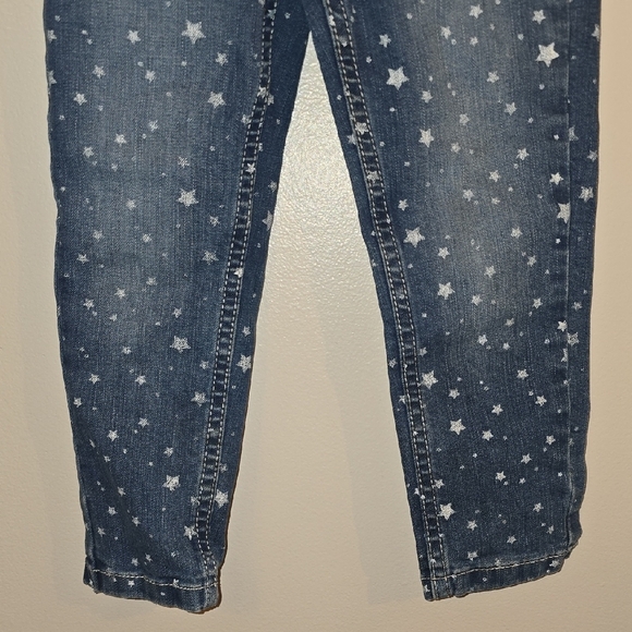 Falls Creek Denim Star Pattern Toddler Girl Jeans. LOT P - Picture 6 of 6